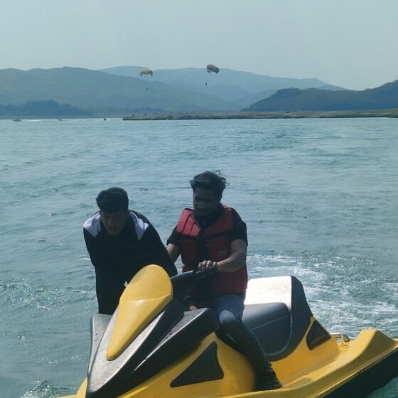 Team Walee enjoying the thrilling jet ski.