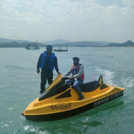 Team Walee enjoying the thrilling jet ski